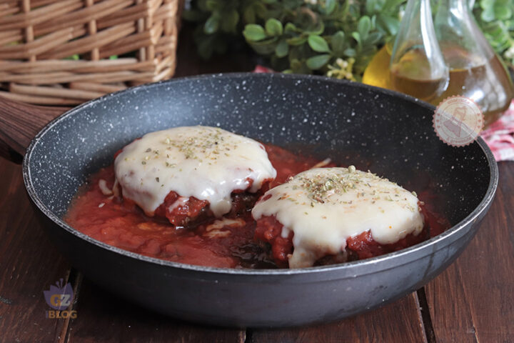 Hamburger alla pizzaiola