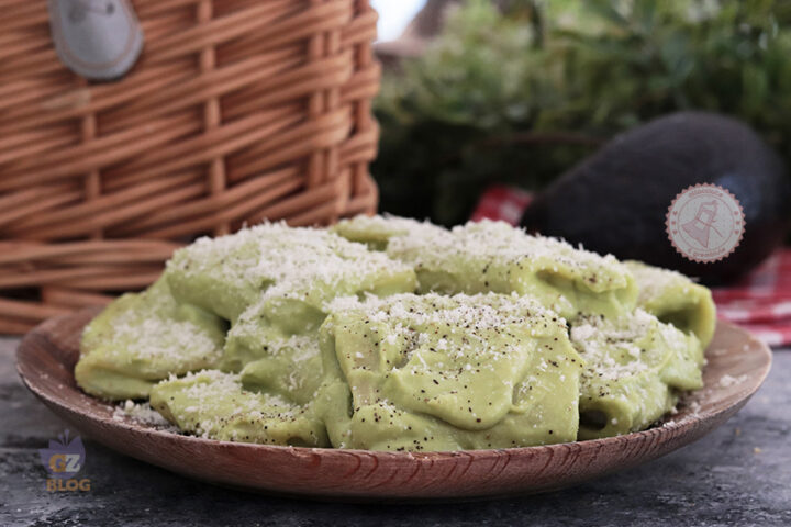 Pasta cremosa con avocado
