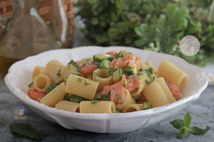 pasta fredda salmone e zucchine
