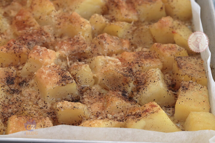 Patate cacio e pepe ricetta