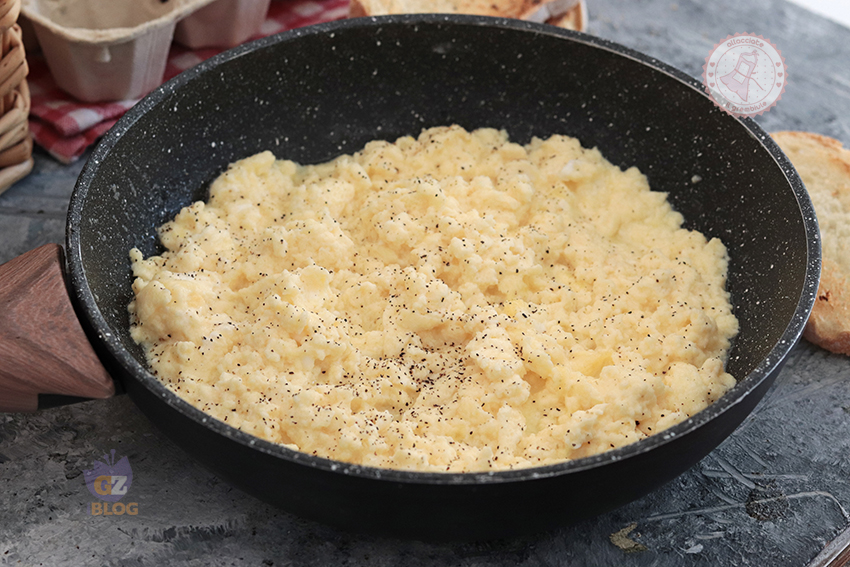 Uova strapazzate al parmigiano ricetta