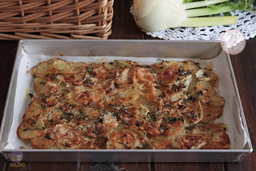 Patate e finocchi al forno ricetta