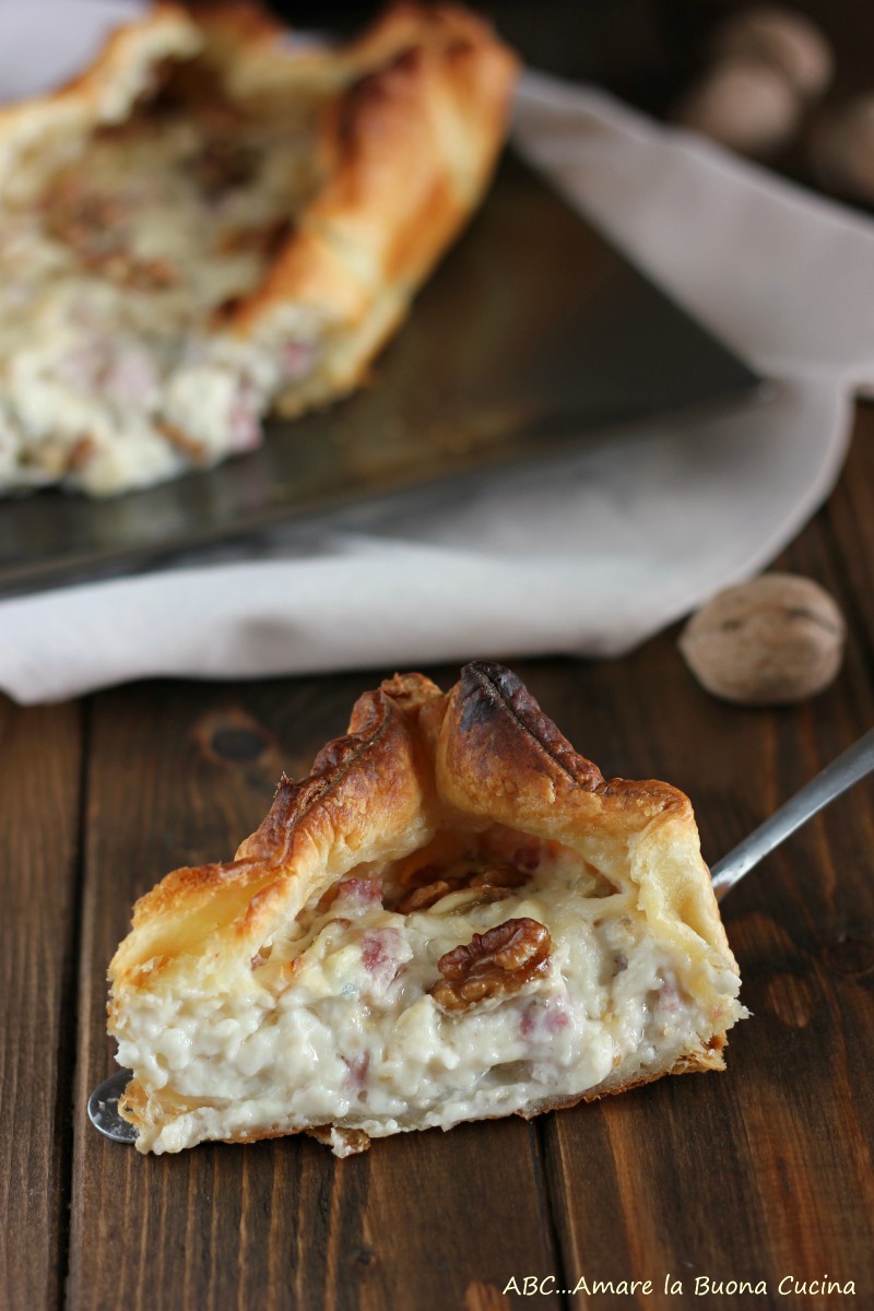 sfoglia con gorgonzola pancetta e noci 3