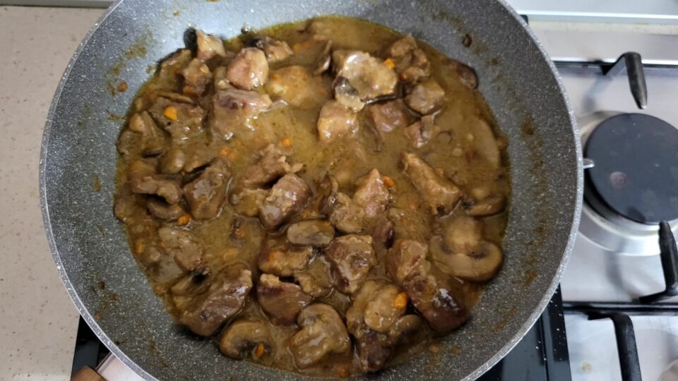 spezzatino di maiale ai funghi