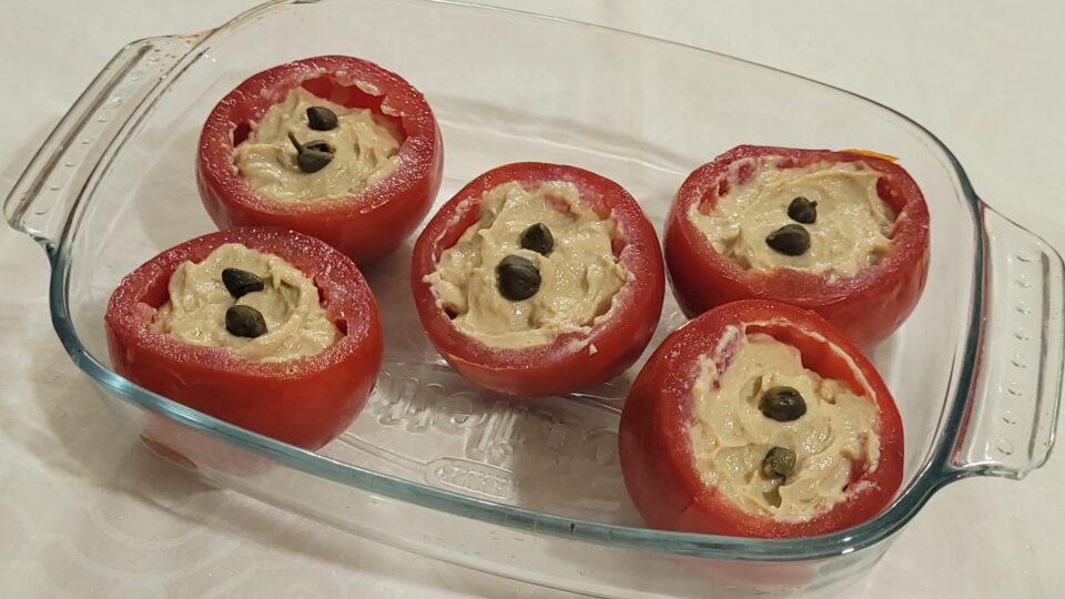 Pomodori Ripieni di Salsa Tonnata