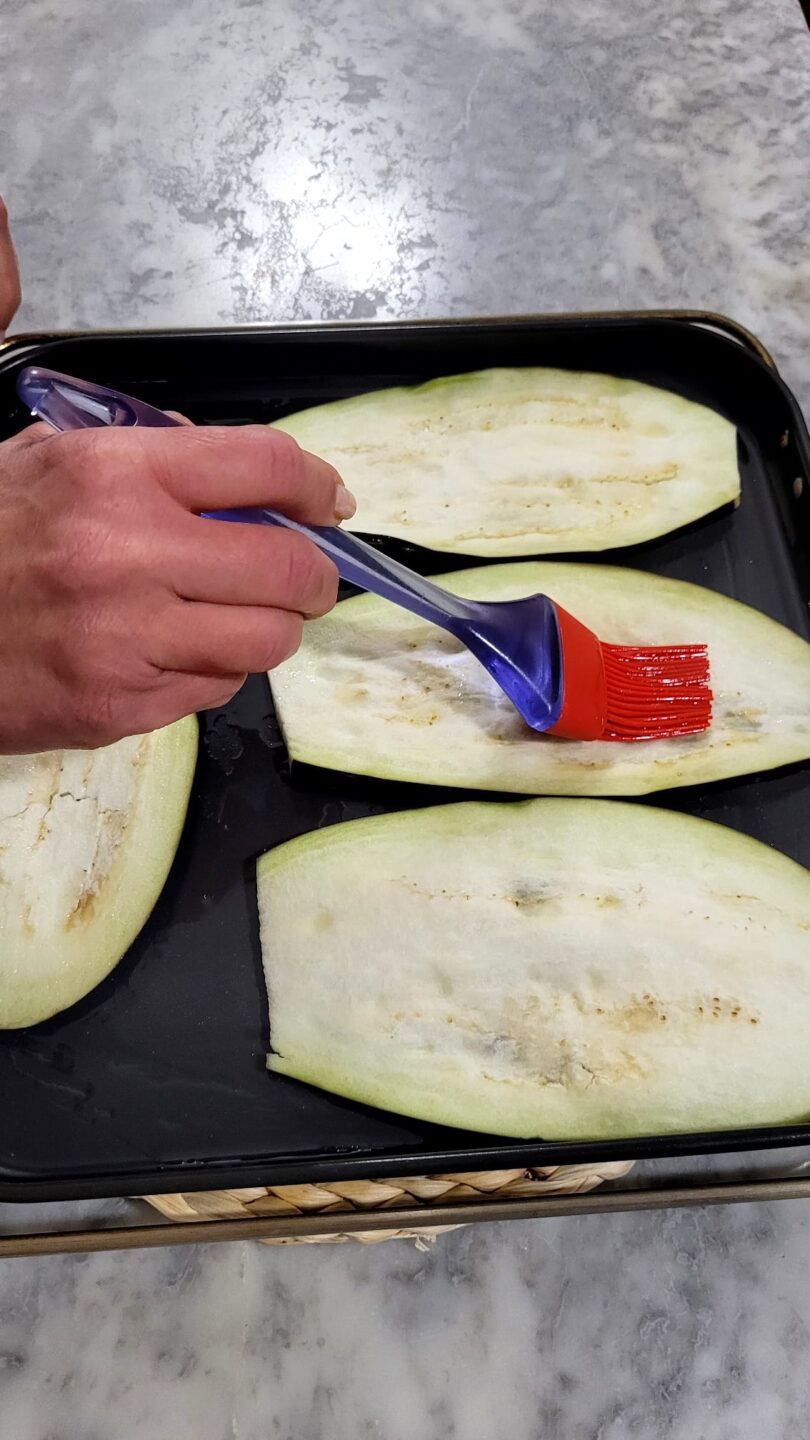 Involtini di melanzane mediterranei in friggitrice ad aria
