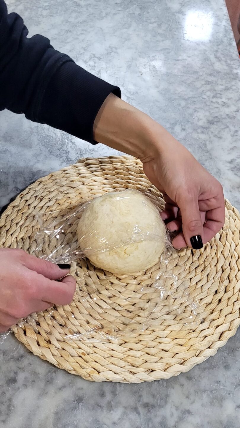 Rustico con Cipolle, Tonno e Olive