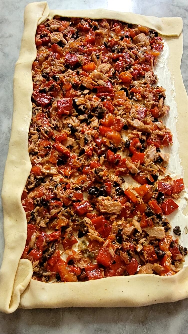 Ciambella arrotolata con tonno e peperoni in Friggitrice ad Aria