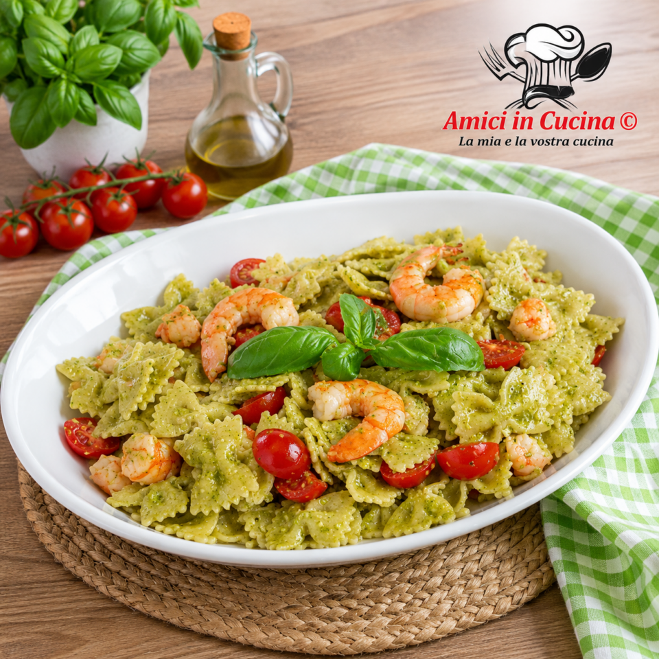 Pasta fredda con pesto di zucchine mazzancolle e pomodorini