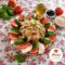 Insalata di Quinoa e Bulgur su Letto di Caprese: fresca, colorata e nutriente