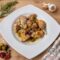 Coniglio in Umido con Olive e Capperi: Ricetta Facile e Gustosa