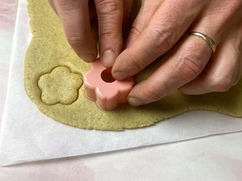 Stampare biscotti al matchalatte