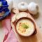 Soupe à l'oignon gratinata: una zuppa di cipolle buona e antica
