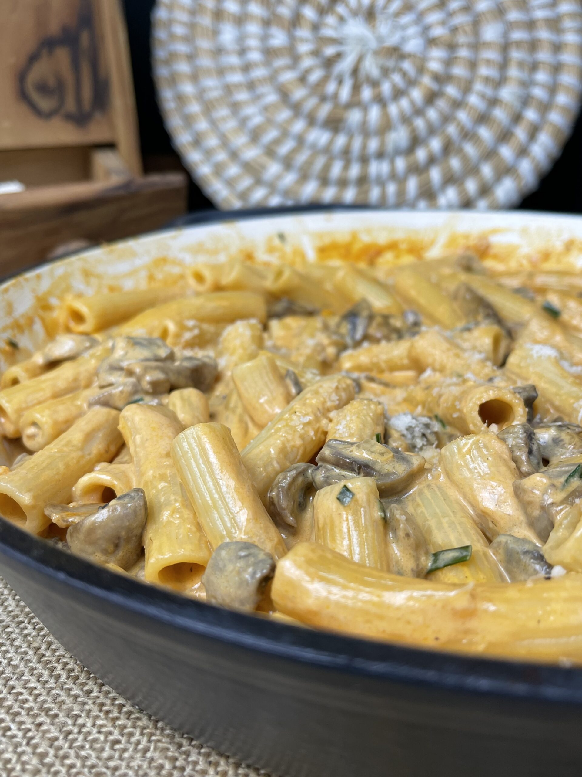 RIGATONI CREMOSI CON FUNGHI CHAMPIGNON - le ricette angelasurano80