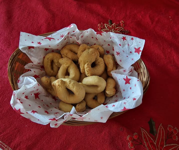 TARALLI con farina di ceci in friggitrice