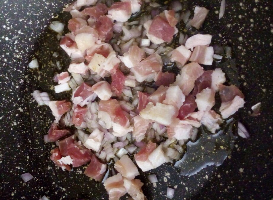 PASTA CON CREMA DI PISELLI E PANCETTA | Anna Creazioni in Cucina