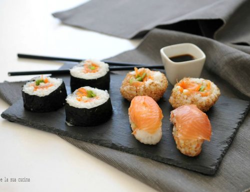 Sushi con salmone carote e cetriolo