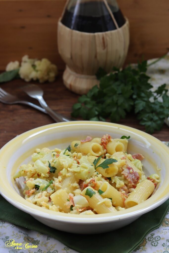 Pasta con cavolfiore bianco saporita Anna e la sua cucina