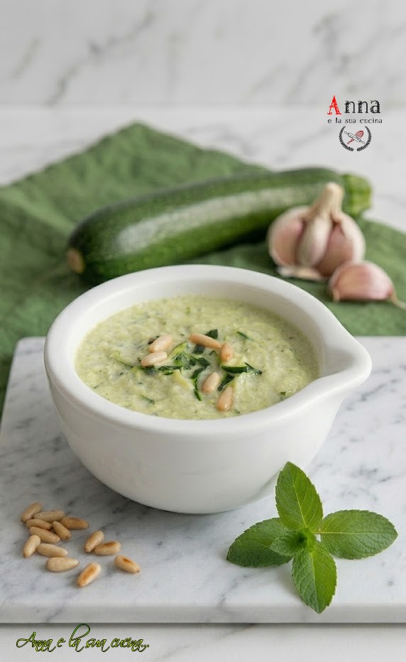 Crema di zucchine delicata senza cottura