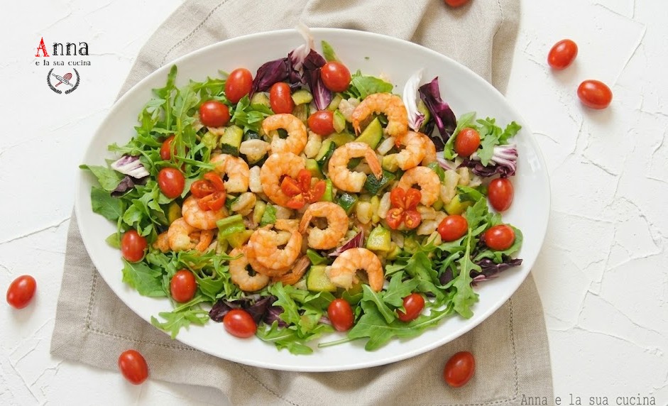 Insalata di gamberi con zucchine e rucola