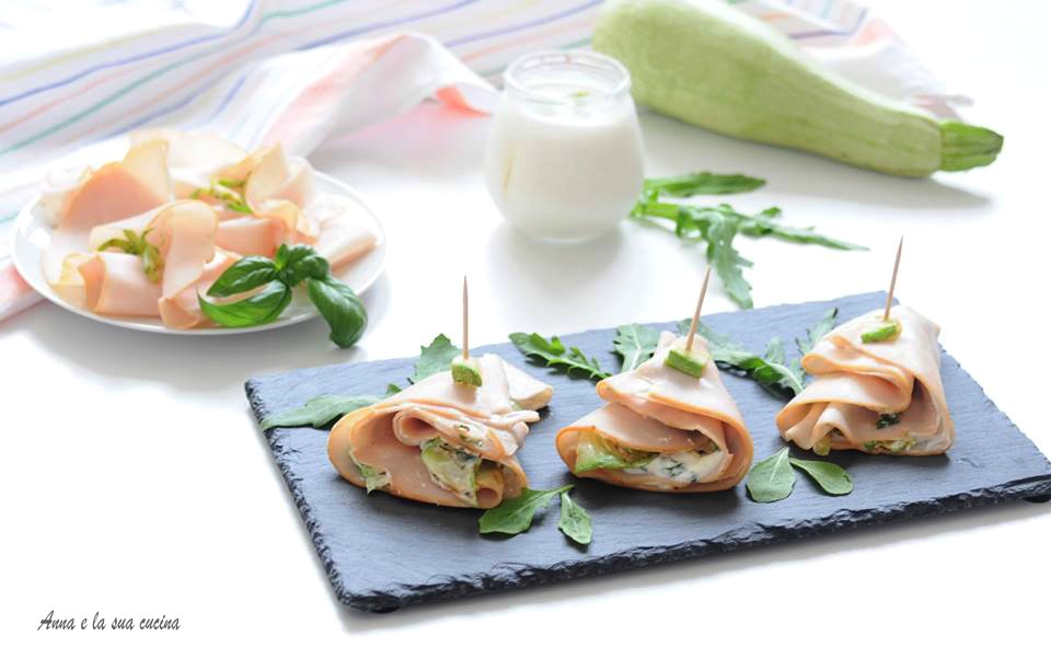 Ventaglietti di tacchino con zucchine e formaggio