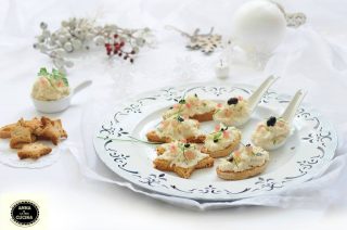 Crostini con baccalà mantecato
