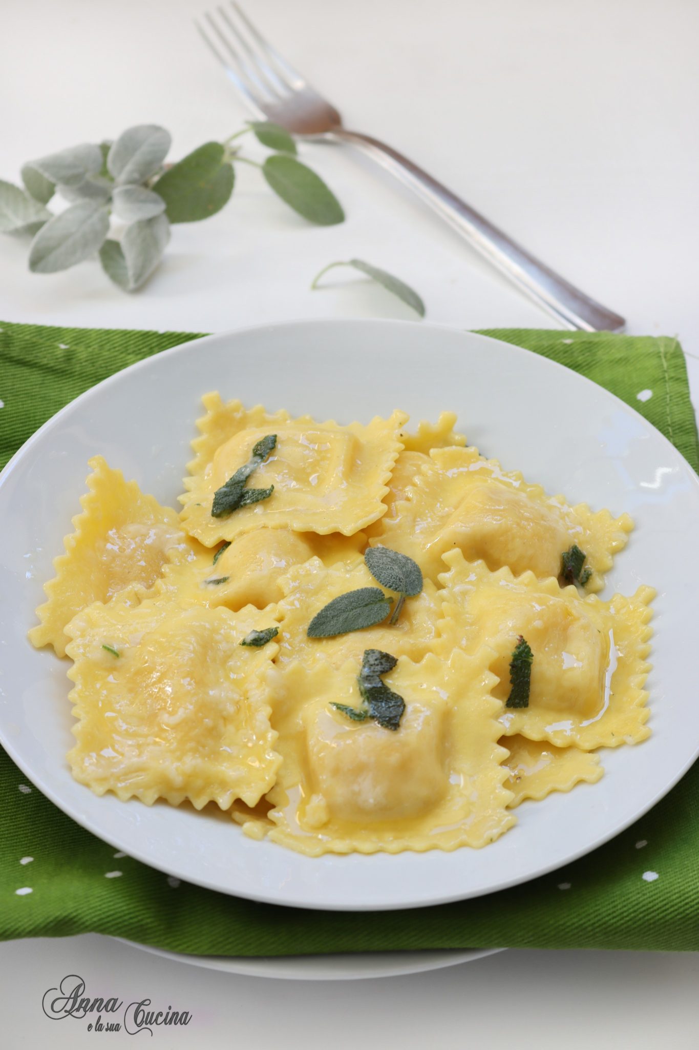 Ravioli con ripieno di patate e mortadella Anna e la sua cucina