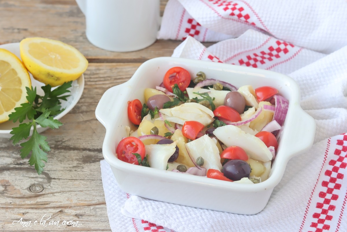 Insalata di stoccafisso alla calabrese con patate e cipolla di tropea
