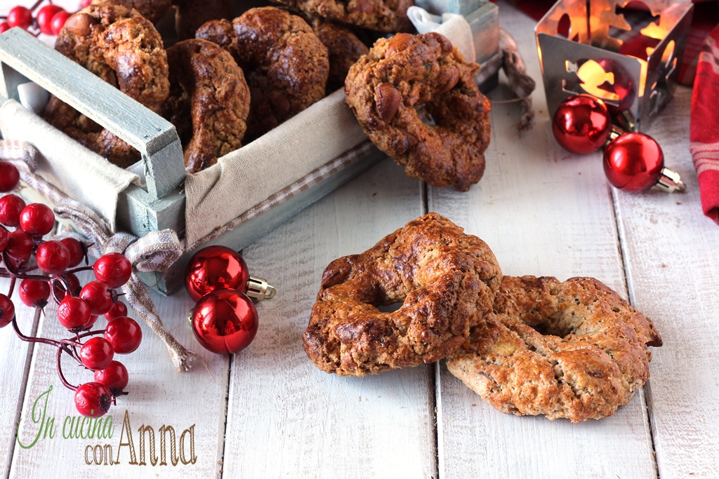 ROCCOCO' NAPOLETANI DA PASTICCERIA croccanti, profumati, golosi