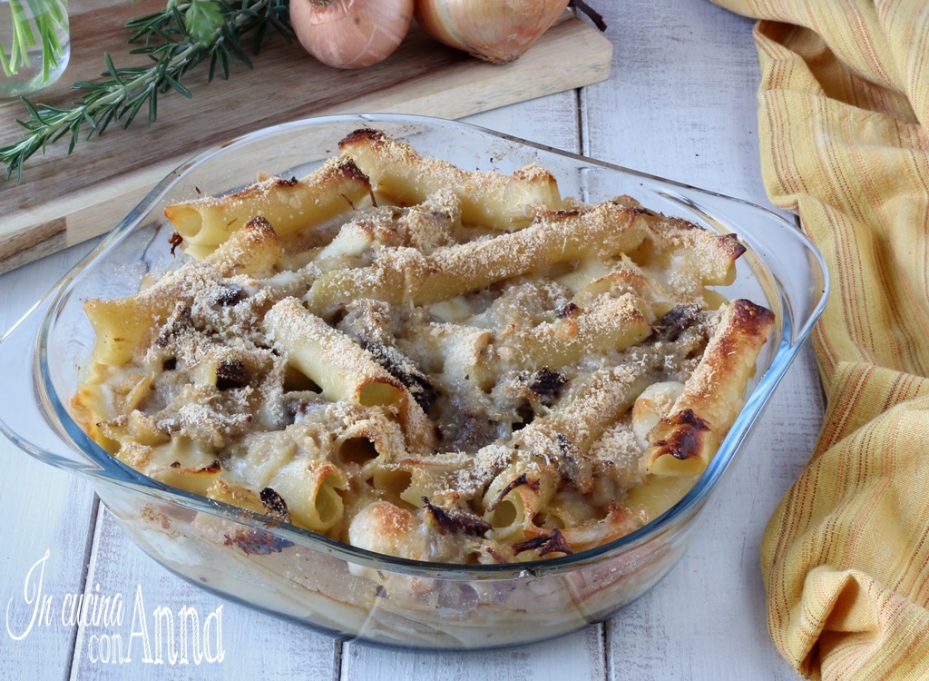 PASTA ALLA GENOVESE AL FORNO ricca e saporita