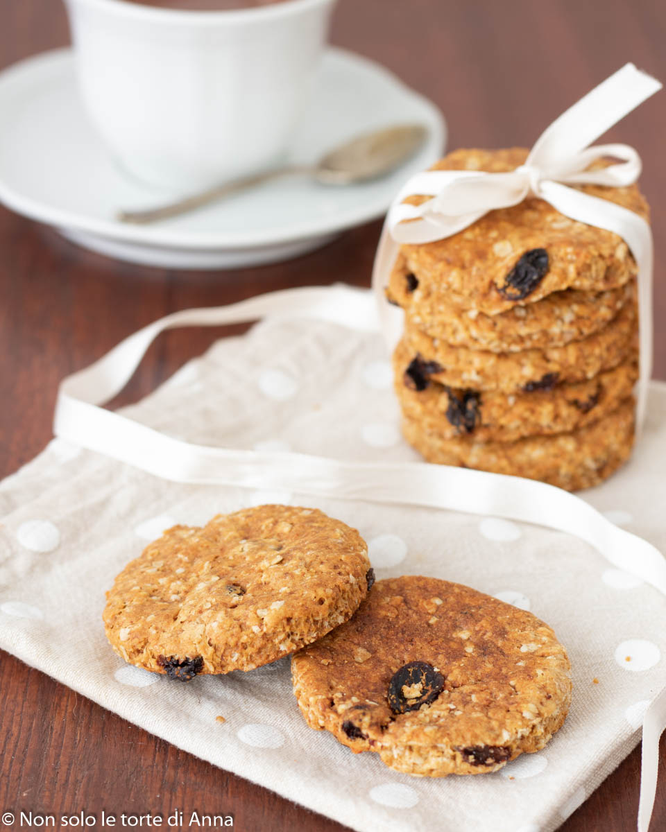 Biscotti Ai Fiocchi Di Avena E Uvetta Non Solo Le Torte Di Anna