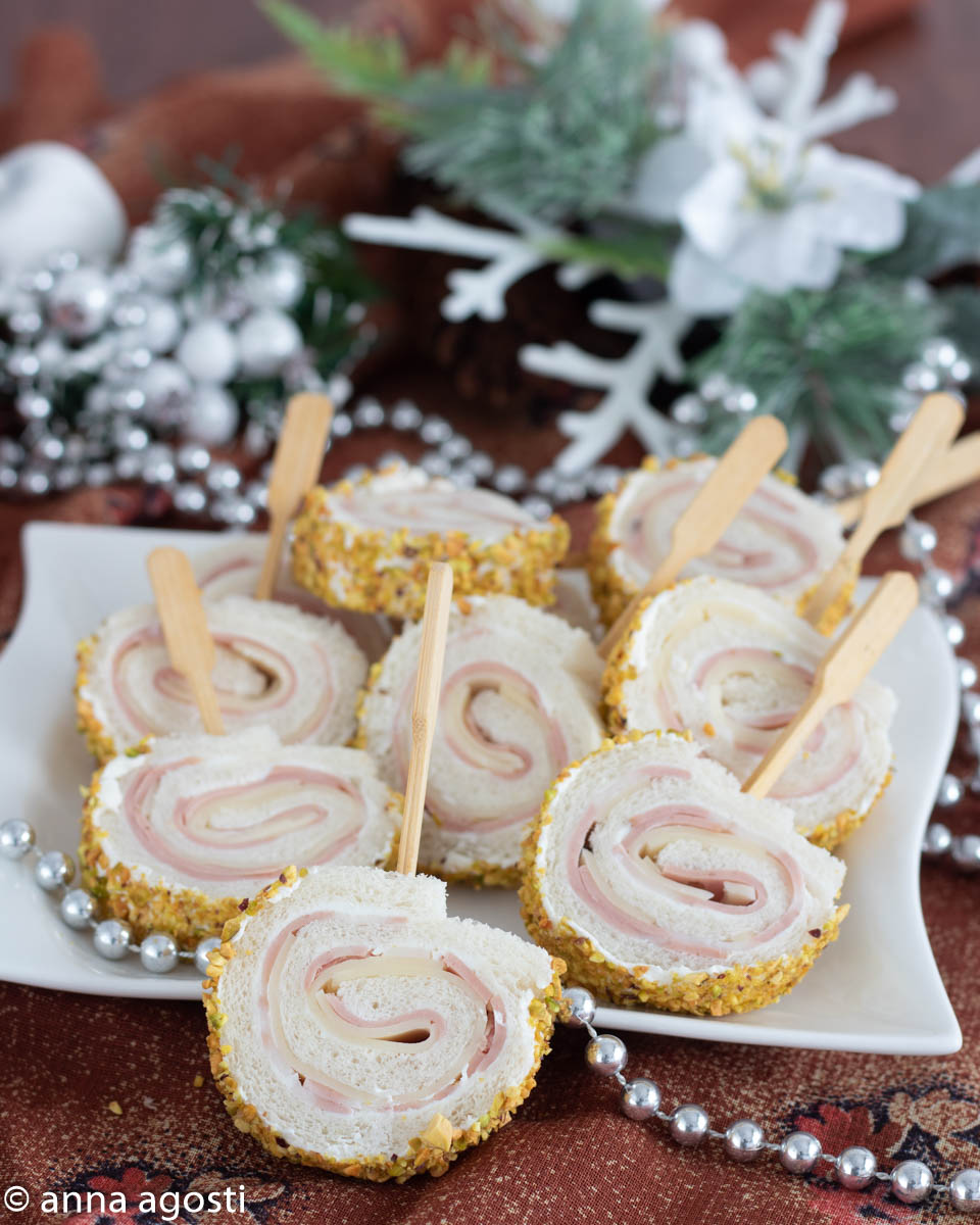 Girelle di pancarrè con mortadella