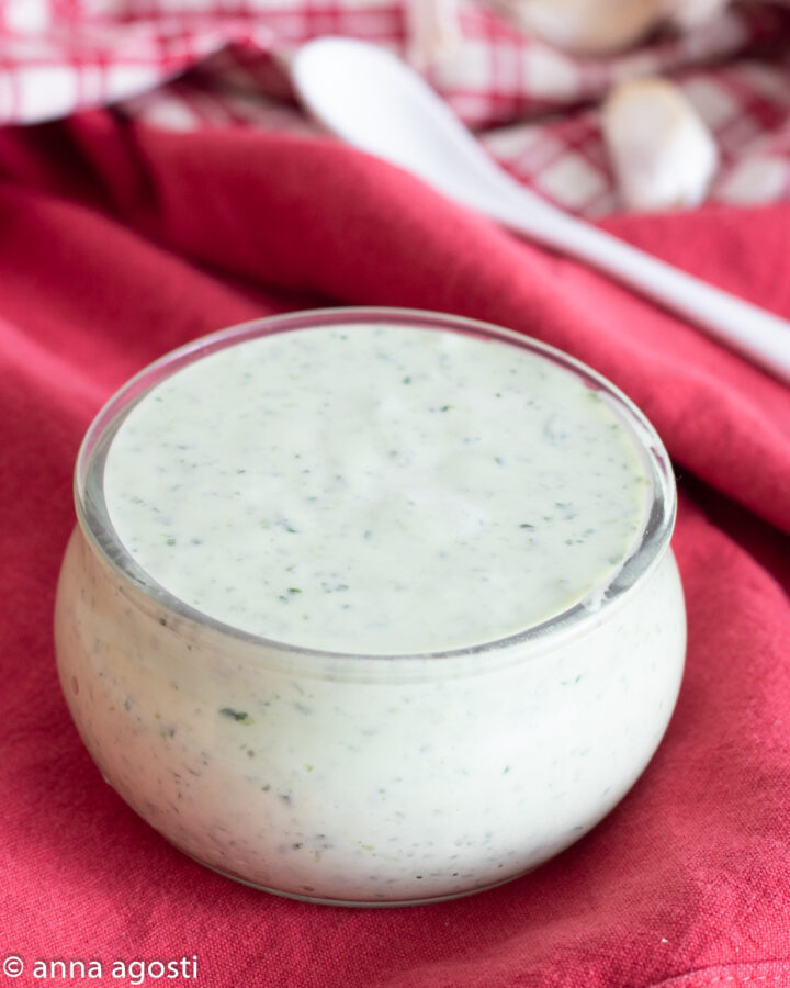 Salsa per insalate di Pollo  fredde 