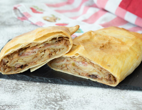 Strudel salato di verza e salsicce con pasta matta