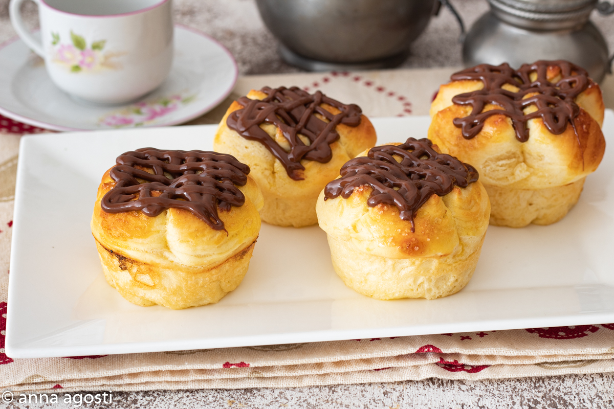 Muffin brioche o cruffin alla Nutella