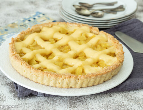 Crostata trapuntata di mele caramellate e crema