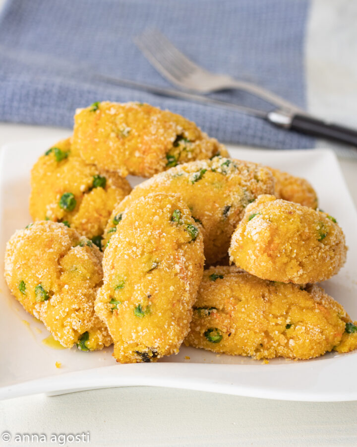 Crocchette di cous cous con piselli