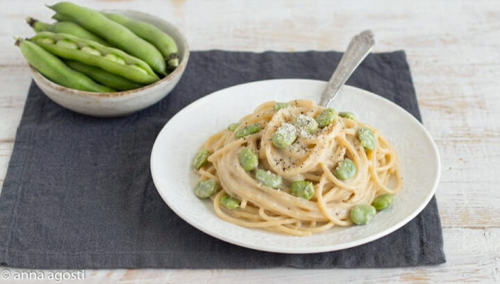 Spaghetti cremosi fave e pecorino