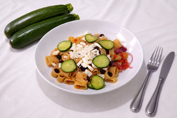 calamarata alla greca con zucchine
