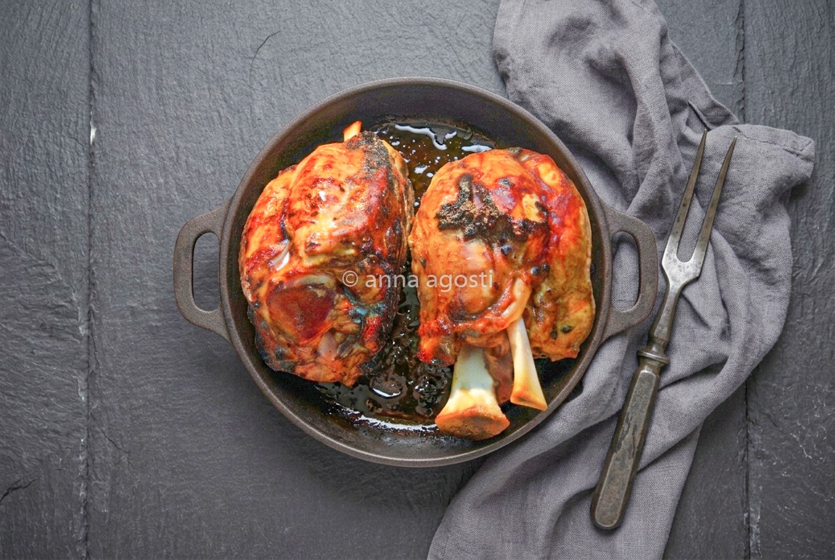 Stinco e salsa con aceto e miele