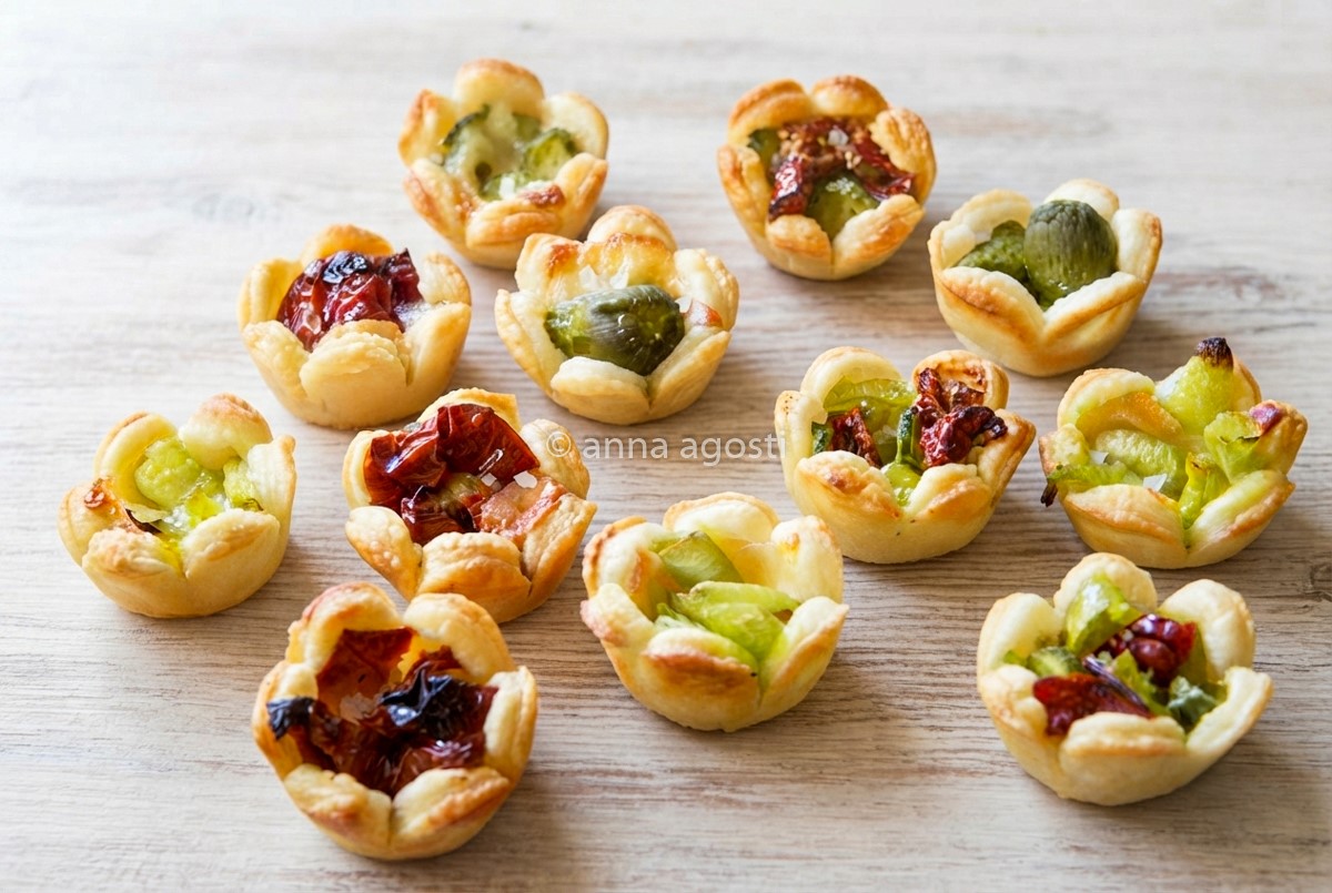 Tris di fiori di sfoglia ripieni
