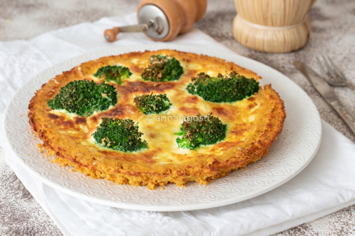 Pizza di cavolfiore con broccoli
