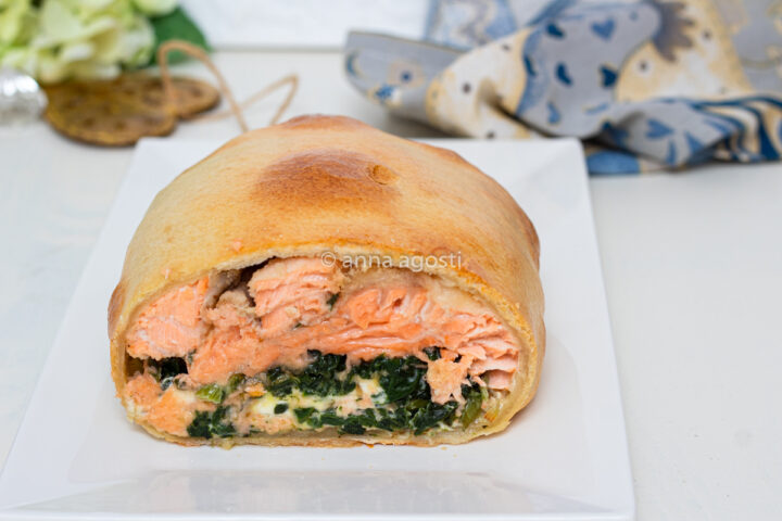 Salmone alla Wellington con Spinaci e formaggio cremoso