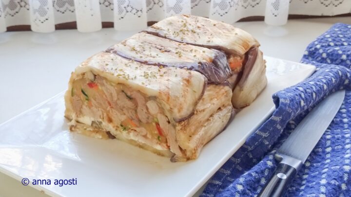 Sformato freddo di melanzane e pollo