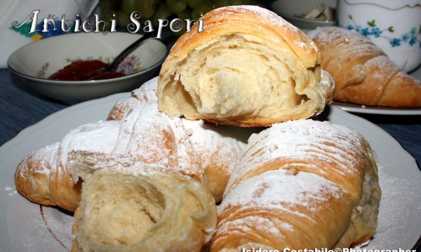 Cornetti o brioche? L’enigma risolto.