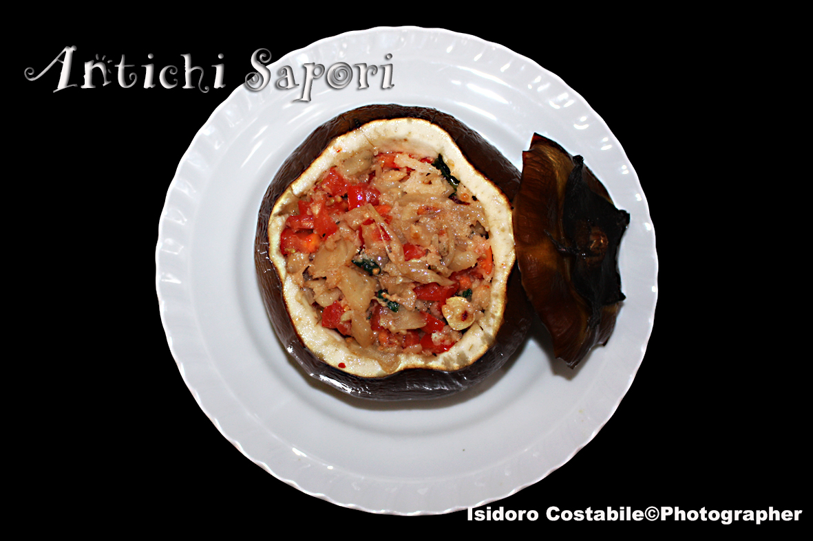 Melanzana viola: quando pochi ingredienti diventano magia.