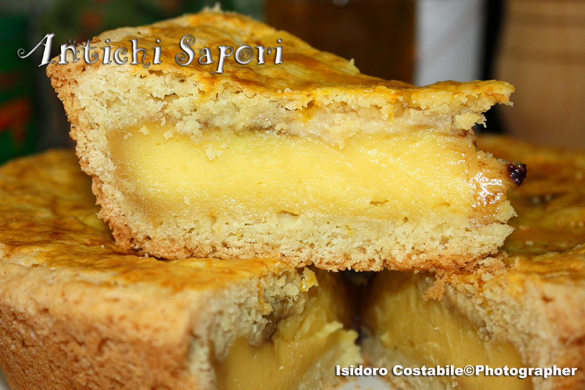 Torta: Pasticciotto leccese.
