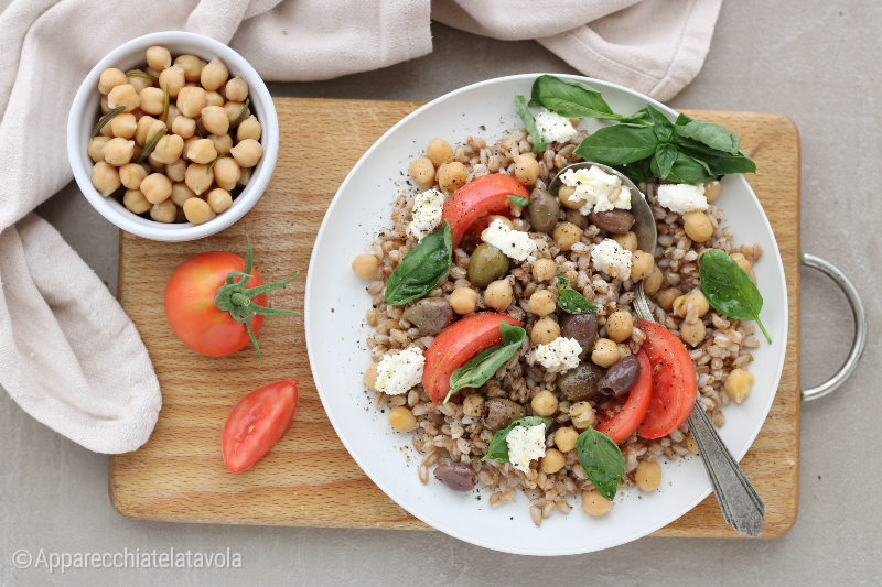 insalata di farro e ceci