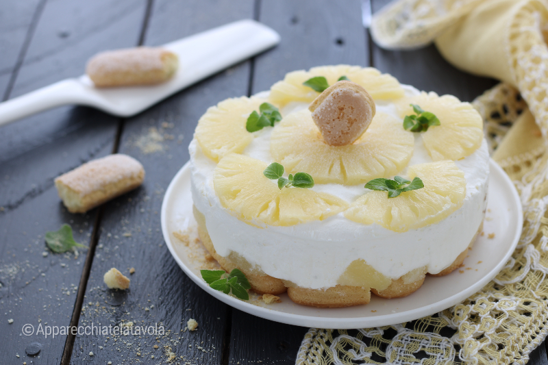 semifreddo all'ananas con savoiardi