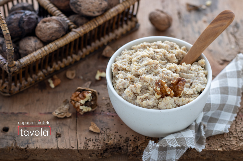 salsa di noci ligure cremosa fatta in casa